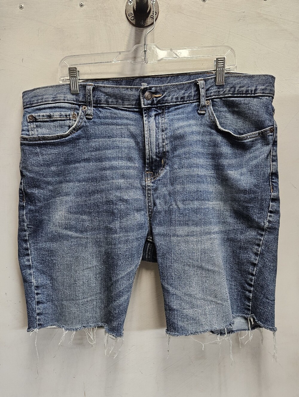 Old Navy Mens Size 40 Cutoff Jean Shorts Stretchy Cotton/Spandex Summer Gear